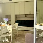 Dimora Concept - Anemone Garden פינאלה ליגורה